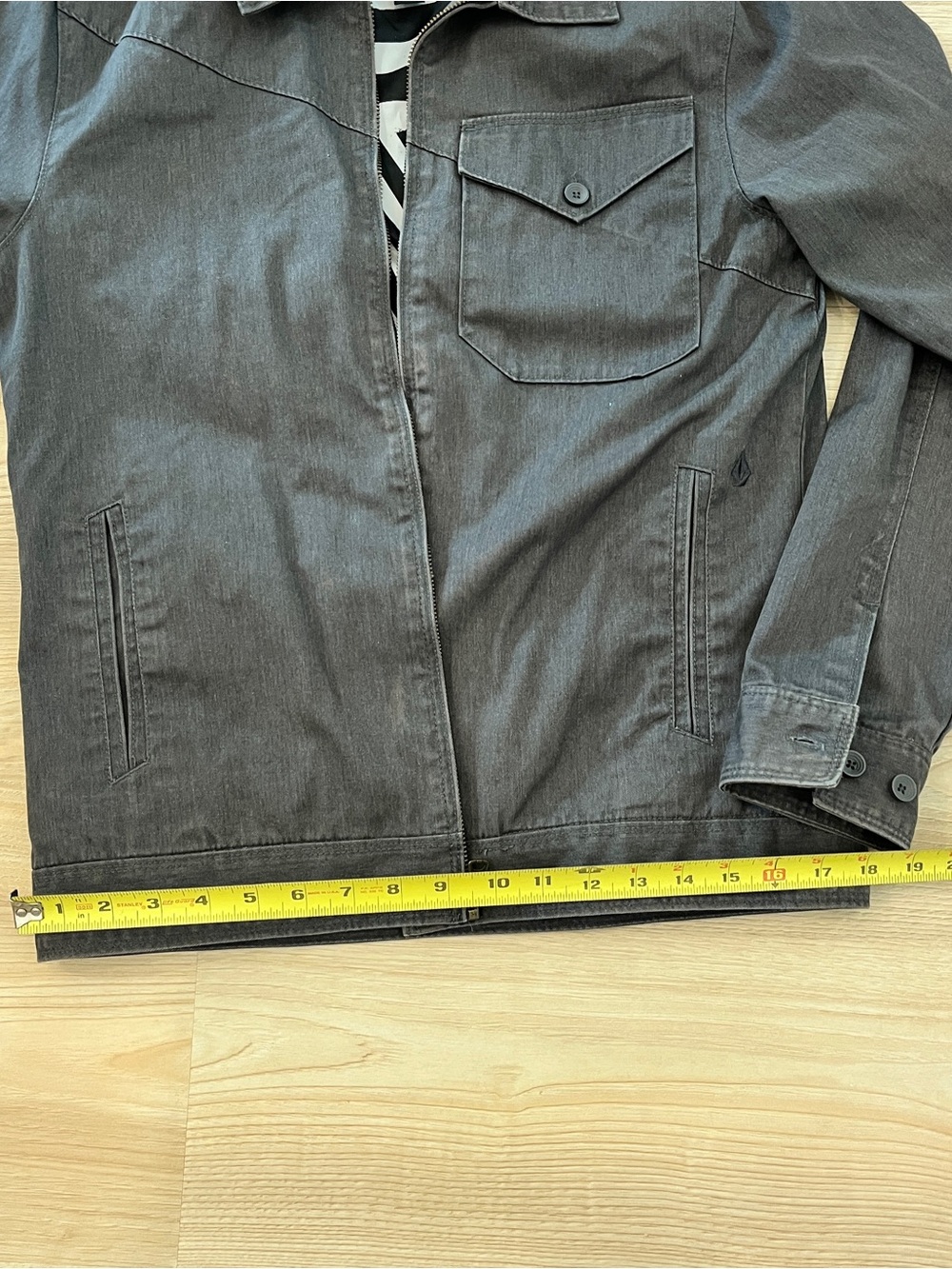 Volcom Work Jacket Size S - Picture 6 of 9